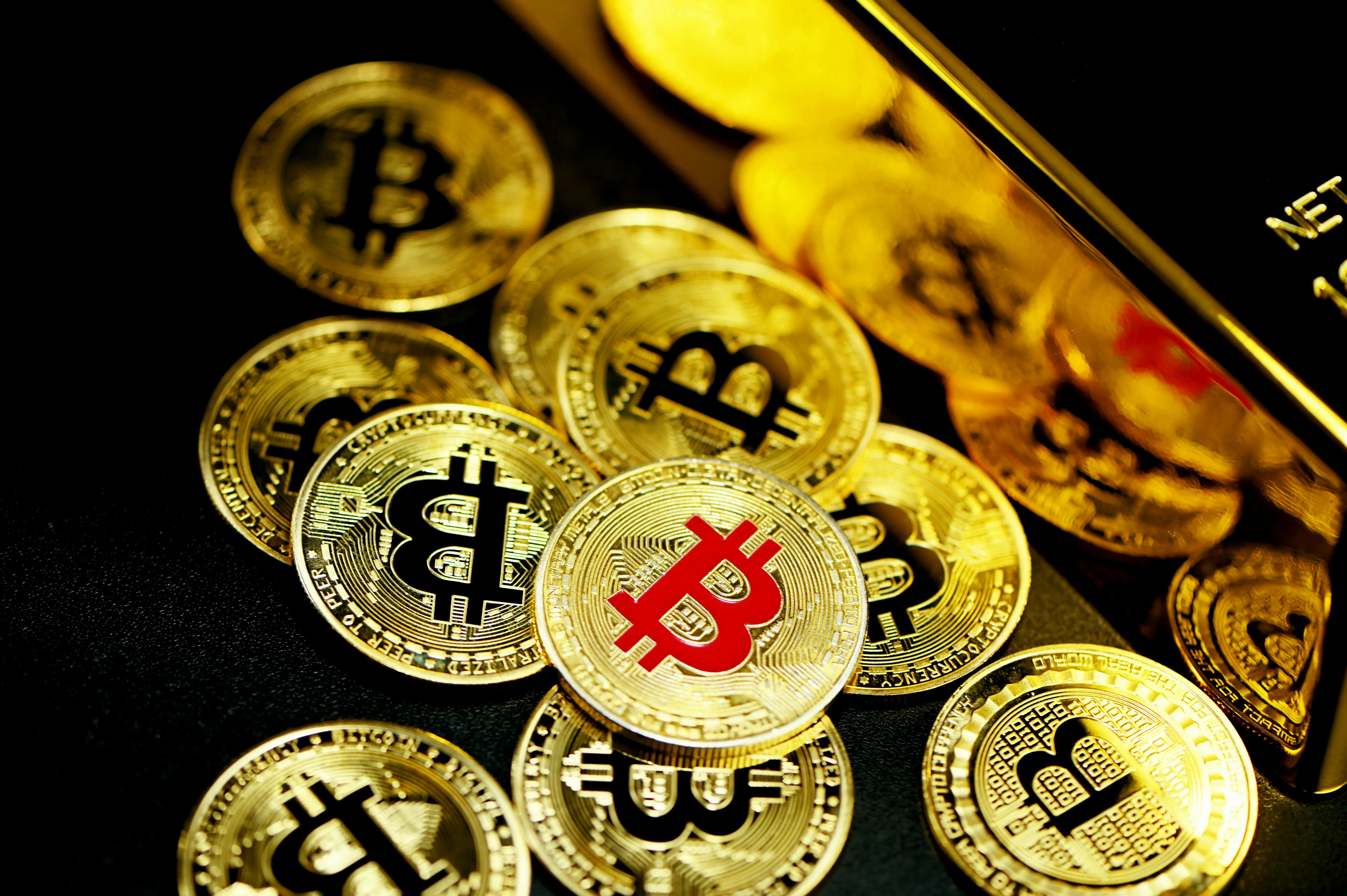 Hình ảnh trừu tượng minh họa giới hạn trách nhiệm và quản lý rủi ro tại hot51live
